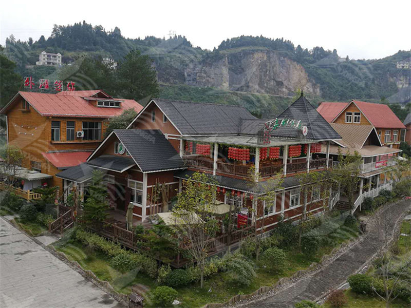 選擇合成樹脂瓦，為南方屋頂雨季防水護(hù)航
